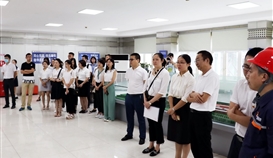 團(tuán)市委書(shū)記令狐雅率參加全市團(tuán)建工作推進(jìn)會(huì)團(tuán)干部到公司參觀(guān)考察