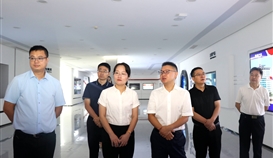 攀枝花市西區(qū)區(qū)委副書記、代理區(qū)長尚滟佳一行到德勝釩鈦調(diào)研交流